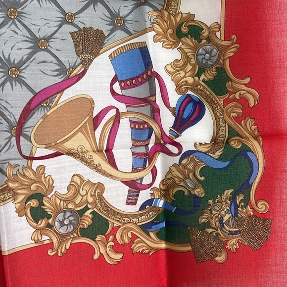 CELINE Paris  trumpet pattern Cotton Handkerchief Scarf Red and white - Picture 6 of 13
